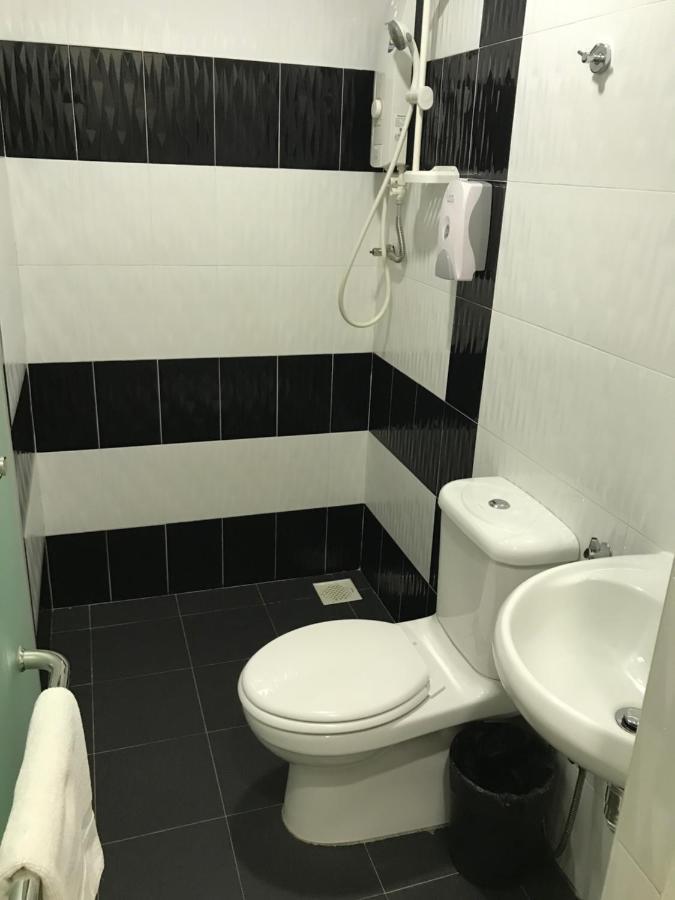 Goody Hotel Johor Bahru Zewnętrze zdjęcie