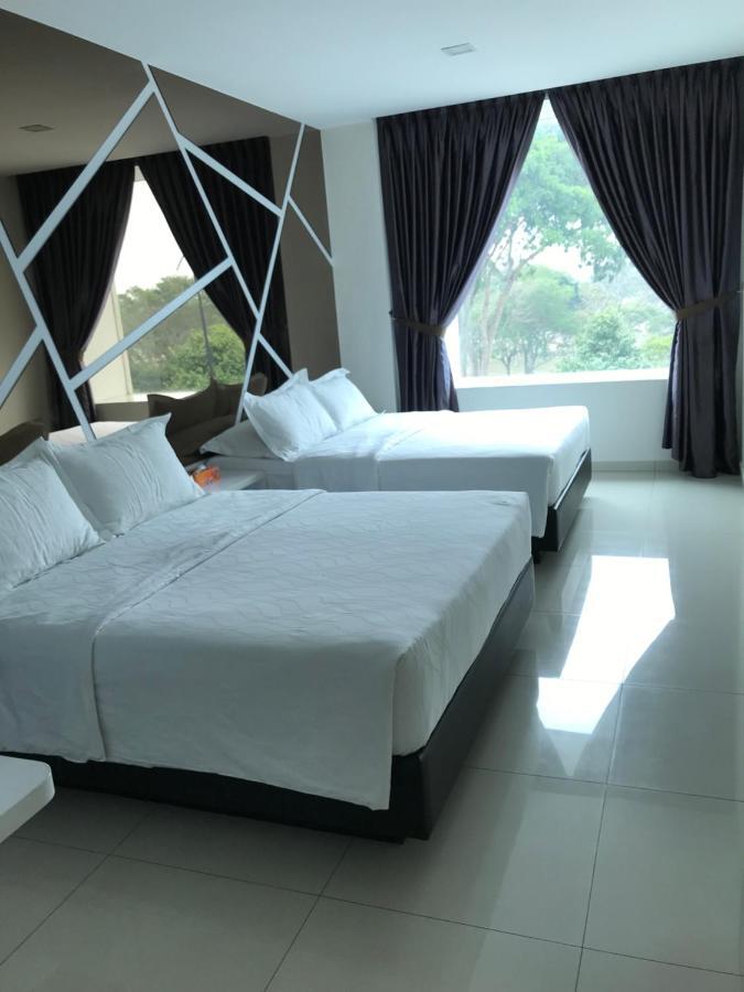 Goody Hotel Johor Bahru Zewnętrze zdjęcie